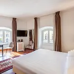Inn Rome Rooms & Suites