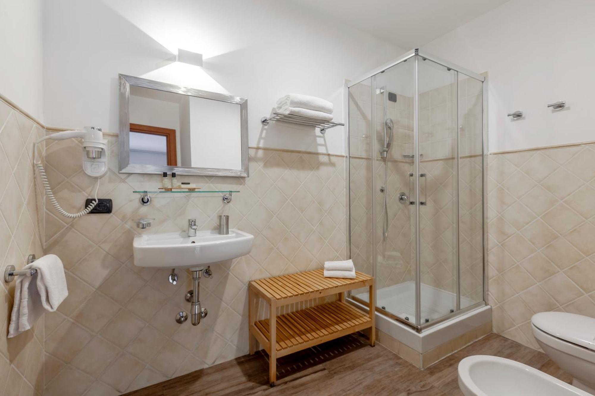 & Guest house