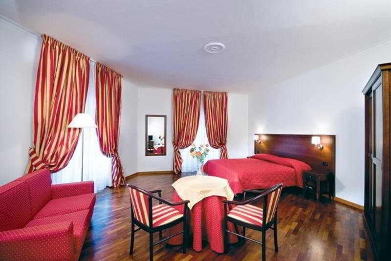 & Guest house