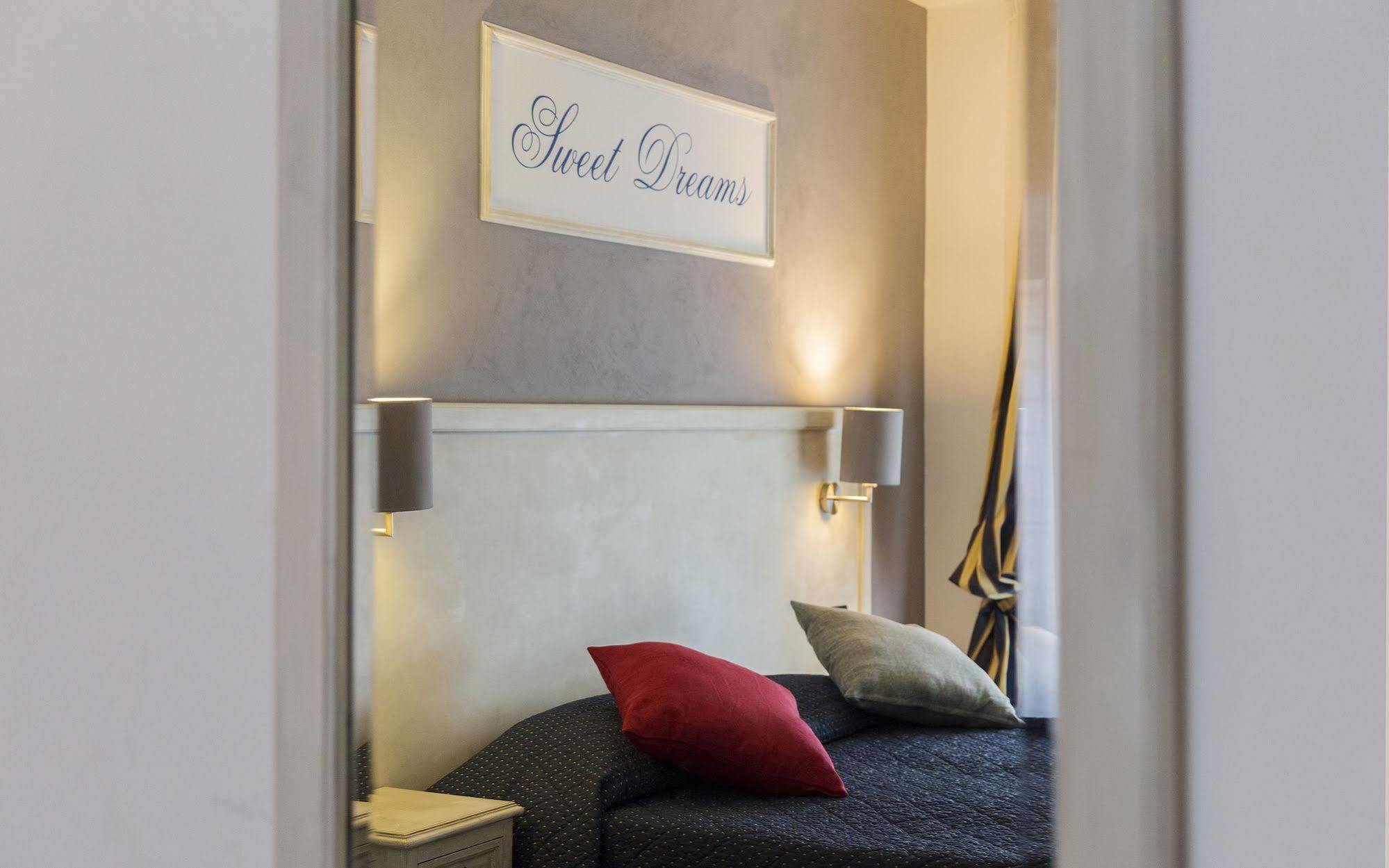 Guest house &